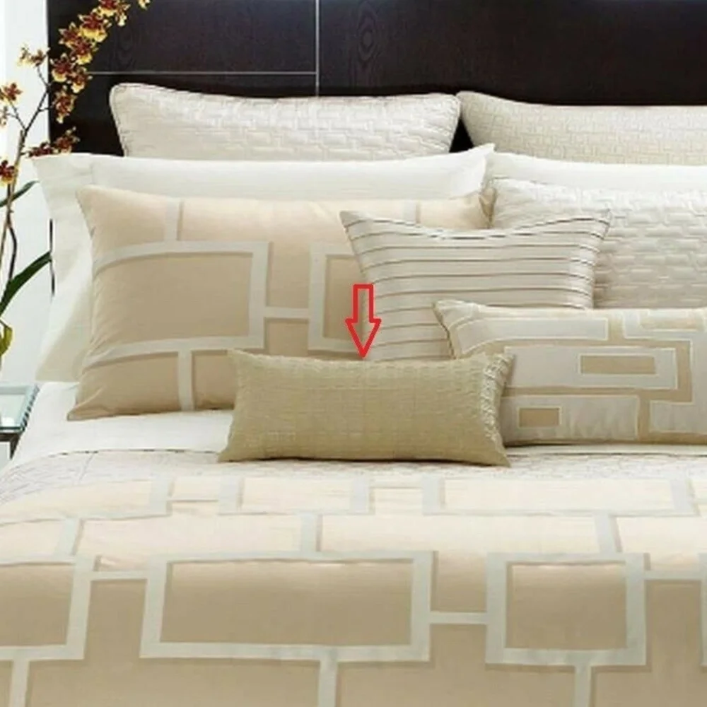 NEW $80 Hotel Collection Maze 10